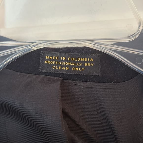 🌿Oscar de la Renta men’s Navy wool blazer, 40R🌿 - Picture 5 of 7